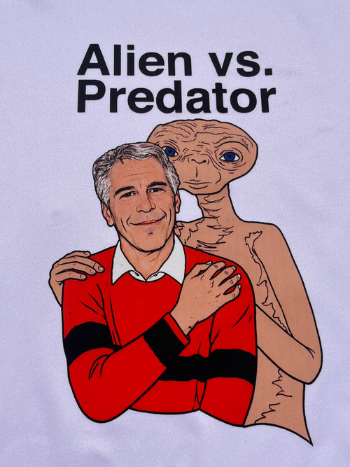 ALIEN VS PREDATOR TEE - WHITE